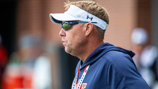 Hugh Freeze at Auburn football practice - Eric Starling/Auburn Daily
